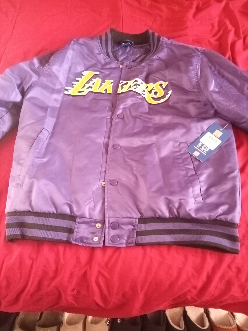 NBA Men's Large Purple Satin Lakers Jacket with Yellow Logo